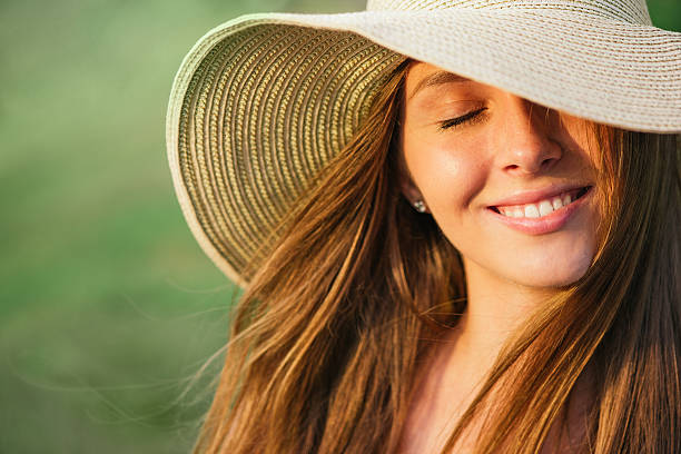 Користь і шкода для волосся від хни