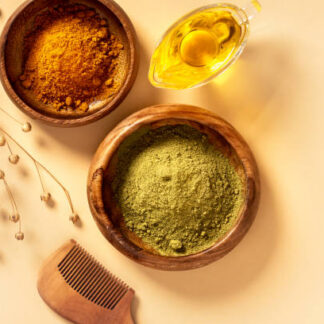 Зміна кольору волосся та природній блиск завдяки натуральній хні