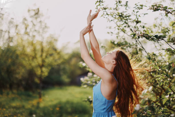 Фабування коренів волосся натуральними фарбами