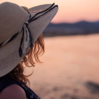 Догляд за волоссям влітку