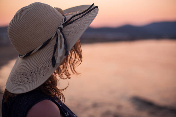 Догляд за волоссям влітку