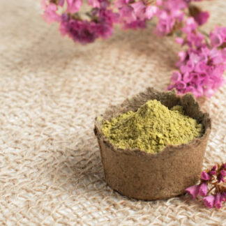 Як використовувати безбарвну хну в косметичних процедурах?