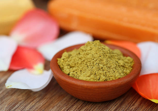 Як продовжити колір хни на волоссі?